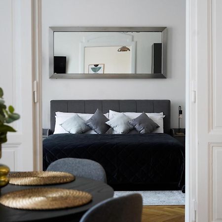 Apartment Dusni Superior プラハ エクステリア 写真