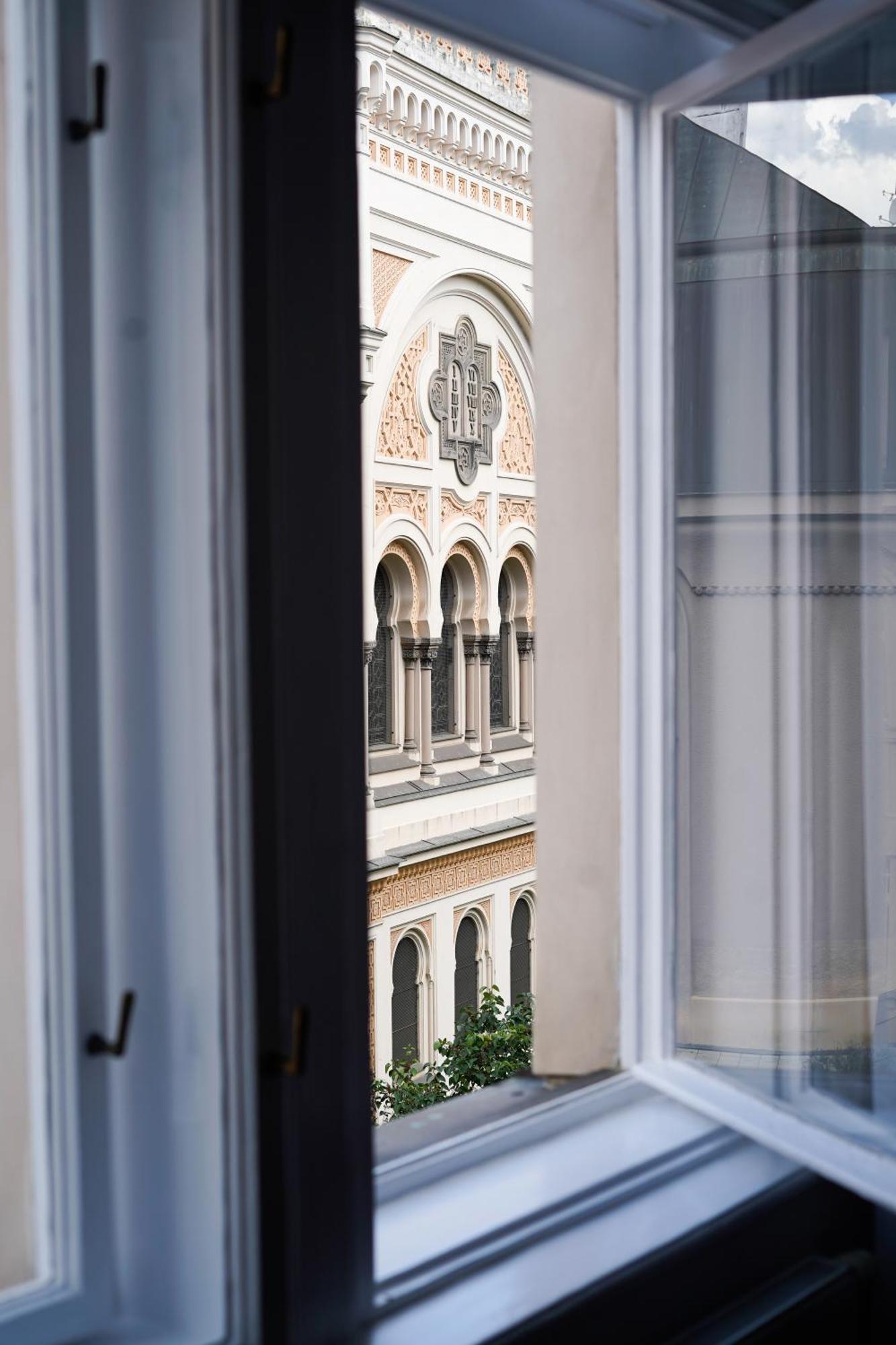 Apartment Dusni Superior プラハ エクステリア 写真